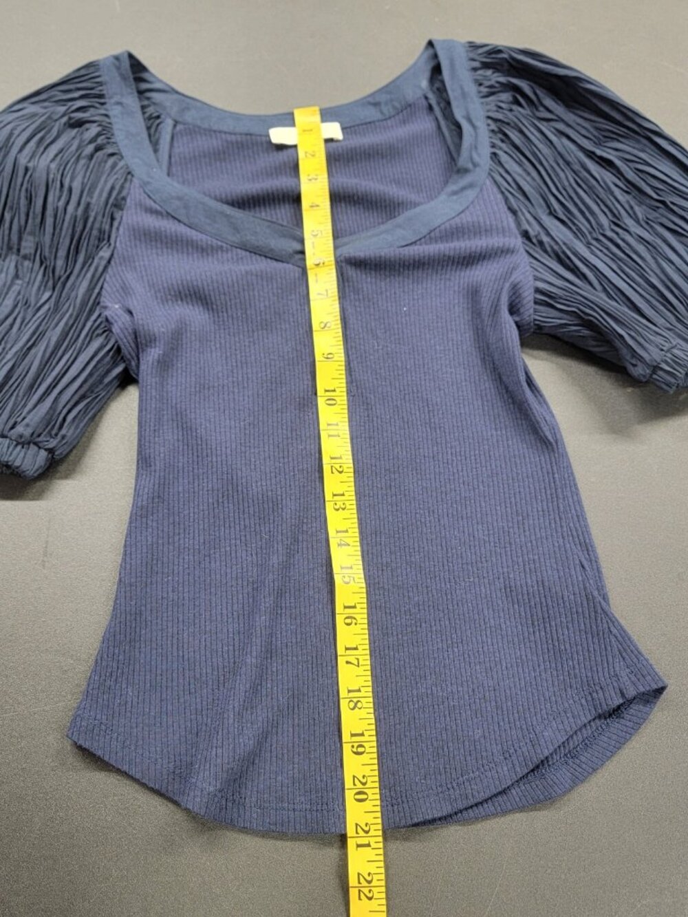 Ulla Johnson Marika Top Navy Blue Size Small Ribbed Puff Sleeve Henley Designer - Picture 7 of 7